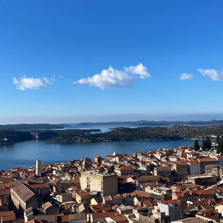 Barone - View & Free Parking Apartment *