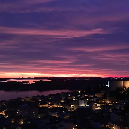 Barone - View & Free Parking Apartment *