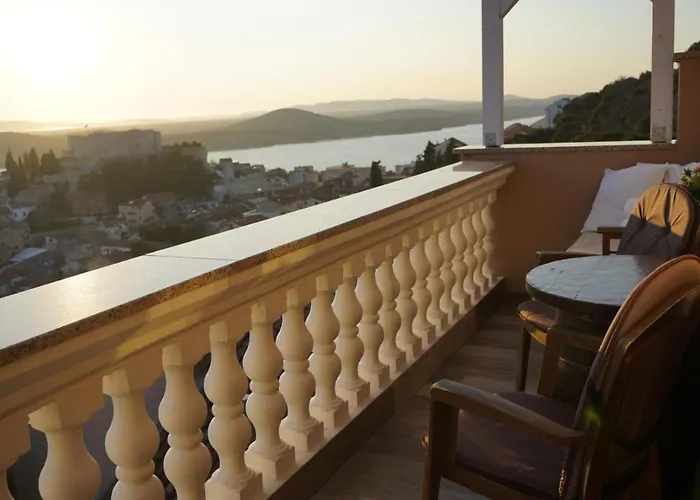 Barone - View & Free Parking * Sibenik